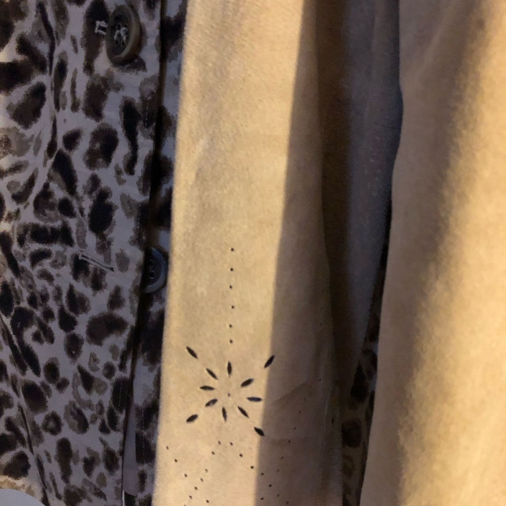 Size 4 Swede jacket 
Oh so pretty